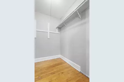 220 E 19th Street #104, Minneapolis, MN 55403 - Photo 12