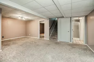 727 Tanglewood Dr, Shoreview, MN 55126 - Photo 26