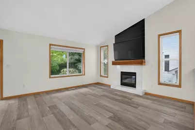 8379 143rd Street W, Apple Valley, MN 55124 - Photo 4