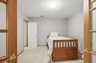1533 Wexford Ct, Eagan, MN 55122 - Photo 36