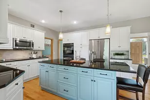 1533 Wexford Ct, Eagan, MN 55122 - Photo 8