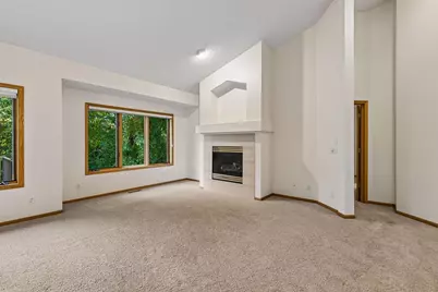 13028 Garvin Brook Lane, Apple Valley, MN 55124 - Photo 4