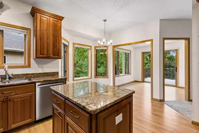 13028 Garvin Brook Lane, Apple Valley, MN 55124 - Photo 10