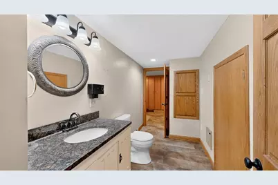 5645 Meadow Drive SE, Rochester, MN 55904 - Photo 54