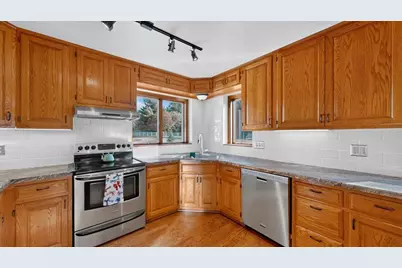 5645 Meadow Drive SE, Rochester, MN 55904 - Photo 28