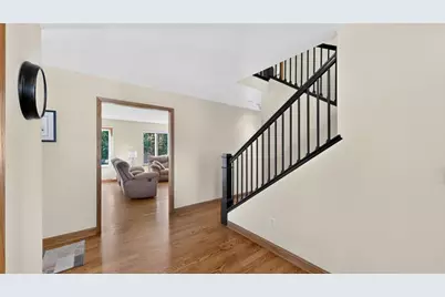 5645 Meadow Drive SE, Rochester, MN 55904 - Photo 10