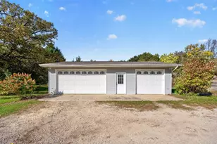 5645 Meadow Dr SE, Rochester, MN 55904 - Photo 8