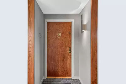 100 2nd Street SE #406, Minneapolis, MN 55414 - Photo 2