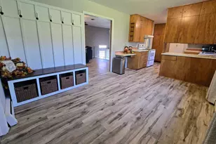 1103 5th Ave SW, Pipestone, MN 56164 - Photo 8