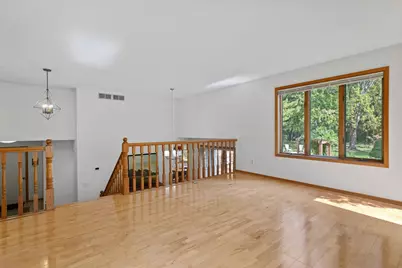 2764 Southlawn Drive, Maplewood, MN 55109 - Photo 6
