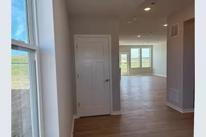 6283 Ivywood Avenue S, Cottage Grove, MN 55016 - Photo 2