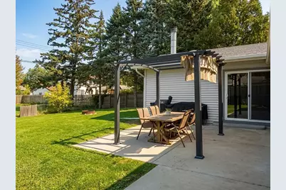 4247 Sandstone Drive, Eagan, MN 55122 - Photo 4