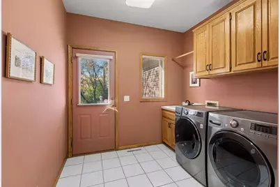 1490 Xanthus Lane N, Plymouth, MN 55447 - Photo 20