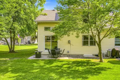 2442 Autumn Ridge Court, Chanhassen, MN 55317 - Photo 38