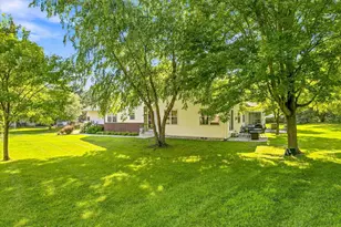 2442 Autumn Ridge Ct, Chanhassen, MN 55317 - Photo 40