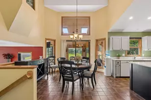 9629 Bennett Pl, Eden Prairie, MN 55347 - Photo 12