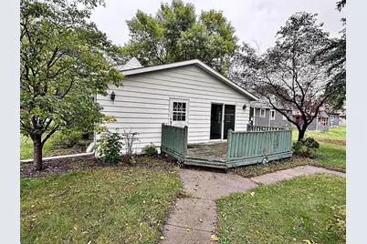 802 12th Street N, Benson, MN 56215 - Photo 2