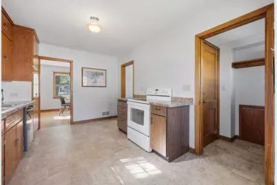 800 Broadway Avenue S, Sauk Rapids, MN 56379 - Photo 10