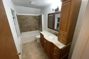 1011 NW 1st Ave NW, Austin, MN 55912 - Photo 6