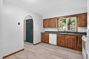 11043 98th Pl N, Maple Grove, MN 55369 - Photo 14