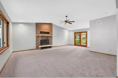 11043 98th Place N, Maple Grove, MN 55369 - Photo 2