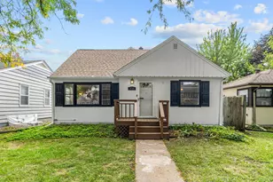906 Sherwood Ave, Saint Paul, MN 55106 - Photo 1