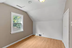 906 Sherwood Ave, Saint Paul, MN 55106 - Photo 32