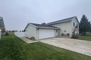 149 Liberty Dr NE, Blackduck, MN 56630 - Photo 4