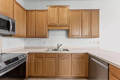 20676 Hampshire Way, Lakeville, MN 55044 - Photo 24