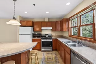 2407 16th Ave S, Minneapolis, MN 55404 - Photo 12