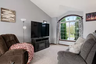100 Olympic Ct, Mankato, MN 56001 - Photo 4