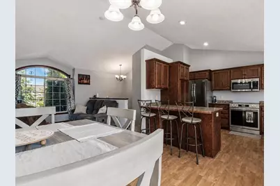 100 Olympic Court, Mankato, MN 56001 - Photo 8