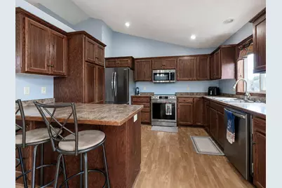 100 Olympic Court, Mankato, MN 56001 - Photo 10