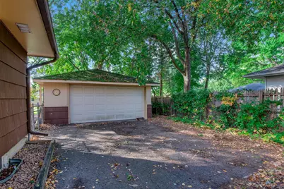8931 61st Avenue N, New Hope, MN 55428 - Photo 4