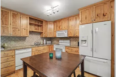 210 W Grant Street #615, Minneapolis, MN 55403 - Photo 12