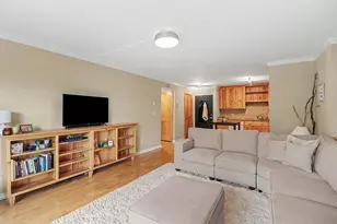 210 W Grant St, Minneapolis, MN 55403 - Photo 8