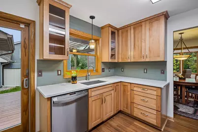 8685 Sycamore Lane N, Maple Grove, MN 55369 - Photo 12
