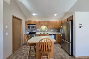 405 Clausen Ave. SW, Bemidji, MN 56601 - Photo 6