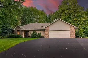 11140 Lake Pointe Dr, Chisago City, MN 55013 - Photo 1