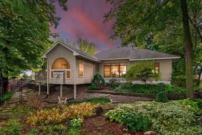 11140 Lake Pointe Drive, Chisago City, MN 55013 - Photo 2