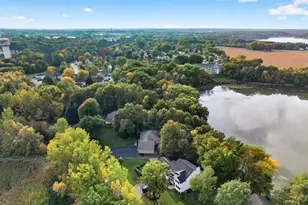 11140 Lake Pointe Dr, Chisago City, MN 55013 - Photo 32