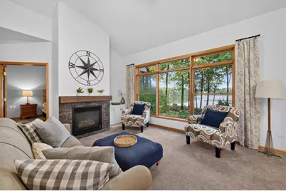 11140 Lake Pointe Drive, Chisago City, MN 55013 - Photo 4