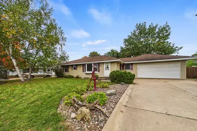 8831 Greenway Avenue S, Cottage Grove, MN 55016 - Photo 2