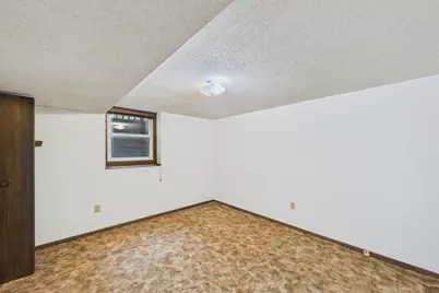 8831 Greenway Avenue S, Cottage Grove, MN 55016 - Photo 22