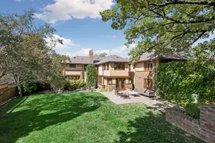 2409 E Lake Of The Isles Pkwy, Minneapolis, MN 55405 - Photo 2