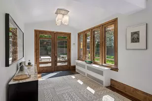2409 E Lake Of The Isles Pkwy, Minneapolis, MN 55405 - Photo 12