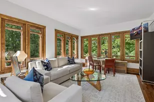 2409 E Lake Of The Isles Pkwy, Minneapolis, MN 55405 - Photo 10
