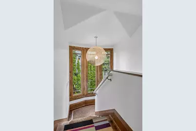 2409 E Lake Of The Isles Parkway, Minneapolis, MN 55405 - Photo 24