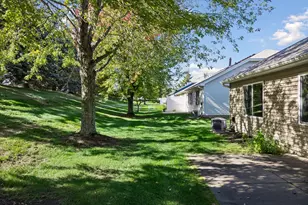 7658 Newbury Rd, Woodbury, MN 55125 - Photo 30