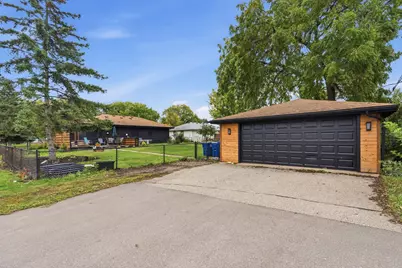 10000 Colfax Avenue S, Bloomington, MN 55431 - Photo 4